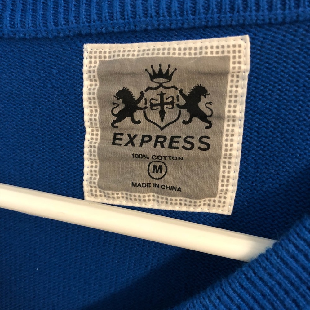 Express sweater - Picture 3 of 3